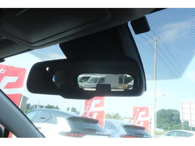 ＲＡＶ４ アドベンチャー　＜パノラマサンルーフ＞　純正９インチナビ　フルセグＴＶ　Ｂｌｕｅｔｏｏｔｈ　ＥＴＣ　置くだけ充電　パワーシート　純正ＬＥＤヘッドライト＆ＦＯＧランプ　トヨタセーフティセンス（安全装置）（26枚目）