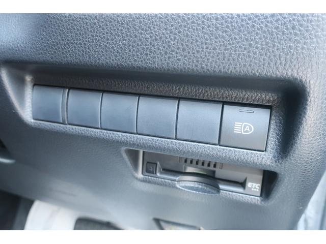 ＲＡＶ４ アドベンチャー　＜パノラマサンルーフ＞　純正９インチナビ　フルセグＴＶ　Ｂｌｕｅｔｏｏｔｈ　ＥＴＣ　置くだけ充電　パワーシート　純正ＬＥＤヘッドライト＆ＦＯＧランプ　トヨタセーフティセンス（安全装置）（36枚目）