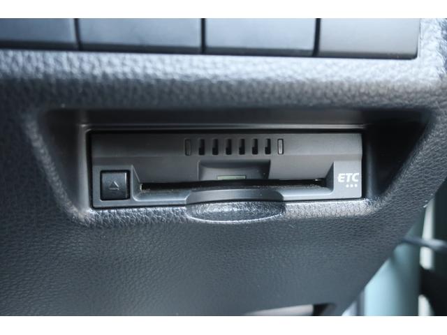 ＲＡＶ４ アドベンチャー　＜パノラマサンルーフ＞　純正９インチナビ　フルセグＴＶ　Ｂｌｕｅｔｏｏｔｈ　ＥＴＣ　置くだけ充電　パワーシート　純正ＬＥＤヘッドライト＆ＦＯＧランプ　トヨタセーフティセンス（安全装置）（37枚目）