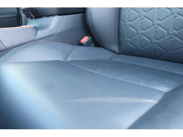 ＲＡＶ４ アドベンチャー　＜パノラマサンルーフ＞　純正９インチナビ　フルセグＴＶ　Ｂｌｕｅｔｏｏｔｈ　ＥＴＣ　置くだけ充電　パワーシート　純正ＬＥＤヘッドライト＆ＦＯＧランプ　トヨタセーフティセンス（安全装置）（45枚目）