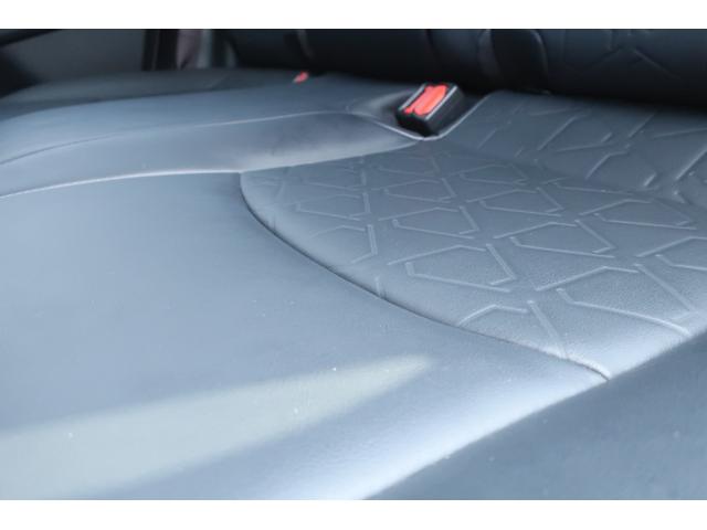 ＲＡＶ４ アドベンチャー　＜パノラマサンルーフ＞　純正９インチナビ　フルセグＴＶ　Ｂｌｕｅｔｏｏｔｈ　ＥＴＣ　置くだけ充電　パワーシート　純正ＬＥＤヘッドライト＆ＦＯＧランプ　トヨタセーフティセンス（安全装置）（52枚目）