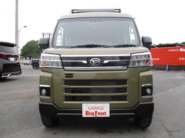 アトレー ＲＳ　＜４ＷＤ　ターボ＞　新品１４アルミ＆タイヤ　両側パワースライドドア　ルーフキャリア＆ラック　純正ＬＥＤヘッドライト＆フォグ　オーバヘッドシェルフ　スマートキー　レーダークルーズ　スマートアシストＩＩＩ（4枚目）