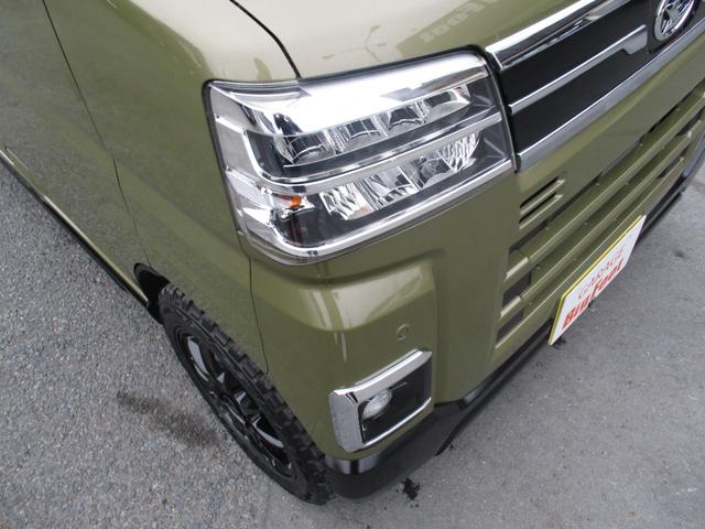 アトレー ＲＳ　＜４ＷＤ　ターボ＞　新品１４アルミ＆タイヤ　両側パワースライドドア　ルーフキャリア＆ラック　純正ＬＥＤヘッドライト＆フォグ　オーバヘッドシェルフ　スマートキー　レーダークルーズ　スマートアシストＩＩＩ（17枚目）