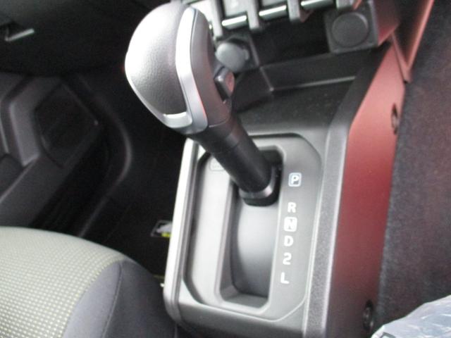 ジムニー ＸＣ　＜届出済み未使用車＞　＜新品７型ナビ＞　ＴＶ　Ｂカメラ　ｂｌｕｅｔｏｏｔｈ　スマートキー　Ｐスタート　純正ＬＥＤヘッドライト　ウィンカーミラー　純正１６アルミ　前席シートヒーター　スズキセーフティー（33枚目）