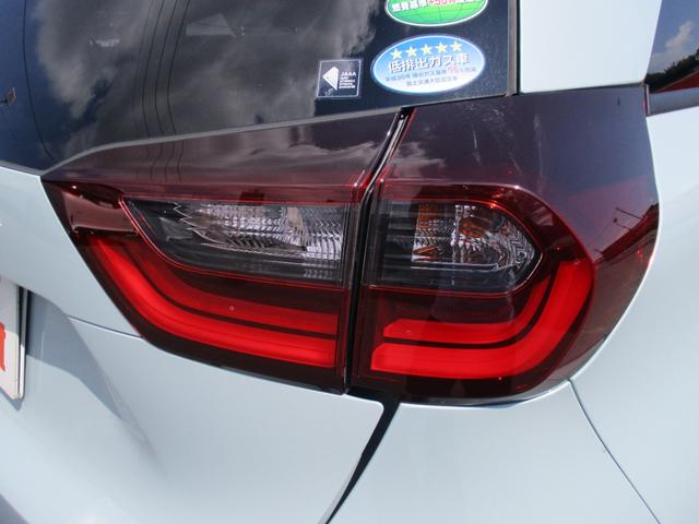 フィット e:HEVクロスター <HV車> <純正ナビ&TV> LEDヘッドライト バックカメラ AHB ACC LKAS ETC2.0 ドライブレコーダー スマートキー Pスタート 純正フロアマット ホンダセンシング リア修理歴有(62枚目)