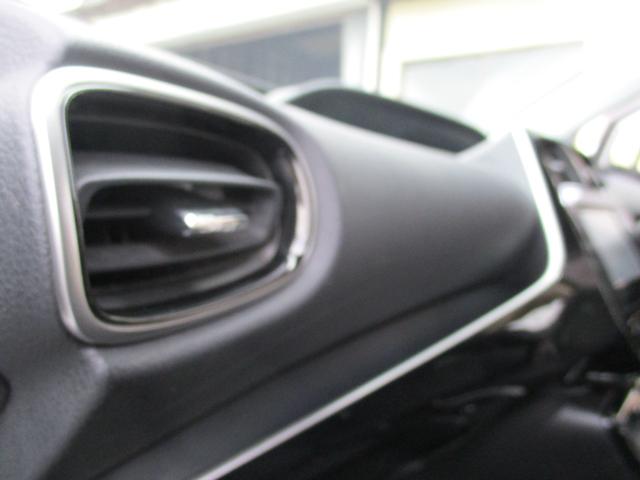 プリウス Ａ　＜後期型＞＜社外エアロＦ／Ｓ／Ｒ＞新品１８インチアルミ＆タイヤ　純正ナビ　ＴＶ　フルセグ　Ｂカメラ　Ｂｌｕｅｔｏｏｔｈ　クルコン　ＢＳＭ　ＨＵＤ　ＲＣＴＡ　ドラレコ　ＥＴＣ　Ｐスタート　スマートキー（74枚目）