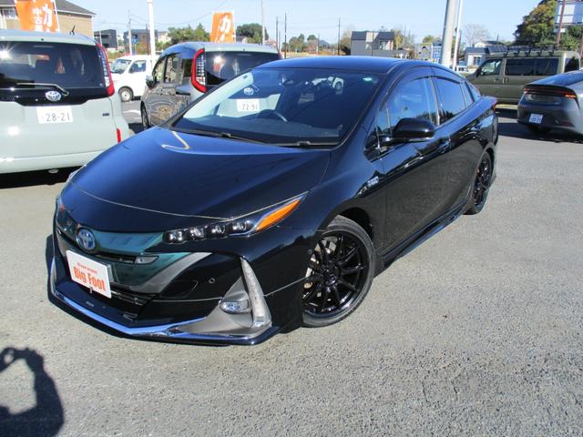 プリウスＰＨＶ Ａ　（新品モデリスタエアロ）（純正１１．６型ナビＴＶ）地デジフルセグＢカメラＥＴＣ　新品１８ＡＷ＆タイヤ　スマートキー　シートＨ　ＢＳＭ　ＥＴＣ２．０　クリソナ　純正ＬＥＤライト＆フォグ　Ｔセーフティー（2枚目）