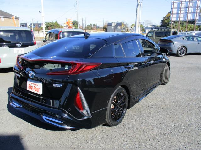 プリウスＰＨＶ Ａ　（新品モデリスタエアロ）（純正１１．６型ナビＴＶ）地デジフルセグＢカメラＥＴＣ　新品１８ＡＷ＆タイヤ　スマートキー　シートＨ　ＢＳＭ　ＥＴＣ２．０　クリソナ　純正ＬＥＤライト＆フォグ　Ｔセーフティー（16枚目）