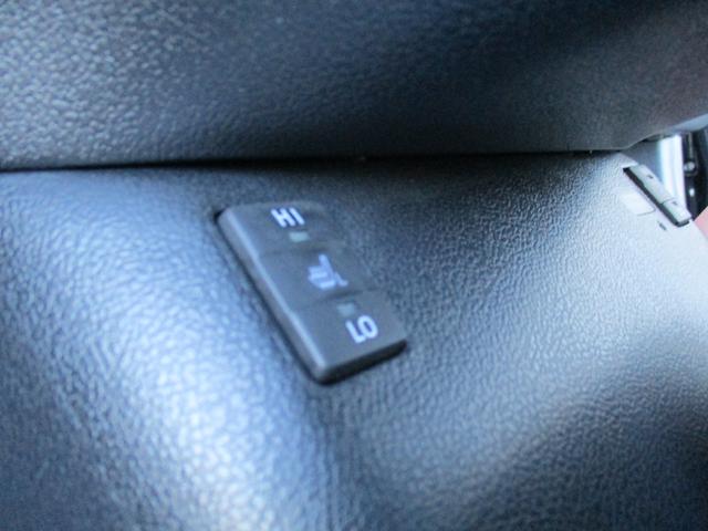 プリウスＰＨＶ Ａ　（新品モデリスタエアロ）（純正１１．６型ナビＴＶ）地デジフルセグＢカメラＥＴＣ　新品１８ＡＷ＆タイヤ　スマートキー　シートＨ　ＢＳＭ　ＥＴＣ２．０　クリソナ　純正ＬＥＤライト＆フォグ　Ｔセーフティー（48枚目）