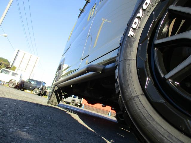 アトレー ＲＳ　＜４ＷＤ　ターボ＞＜ＪＵＮＫＹＳバンパーガード＞＜ＪＵＮＫＹＳマフラー＞純正９型Ｄオーディオ地デジＢカメラ　ＥＴＣ　サイドステップ　純正ＯＰキャリア　社外グリル　マッドフラップ　１５ＡＷ＆ＲＴタイヤ（23枚目）