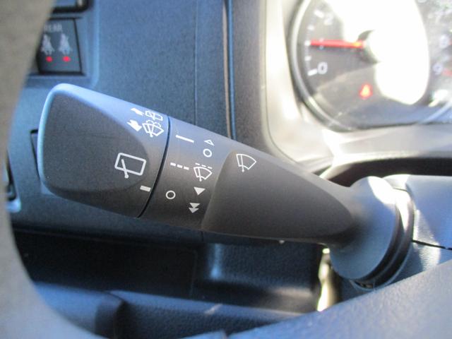 アトレー ＲＳ　＜４ＷＤ　ターボ＞＜ＪＵＮＫＹＳバンパーガード＞＜ＪＵＮＫＹＳマフラー＞純正９型Ｄオーディオ地デジＢカメラ　ＥＴＣ　サイドステップ　純正ＯＰキャリア　社外グリル　マッドフラップ　１５ＡＷ＆ＲＴタイヤ（38枚目）