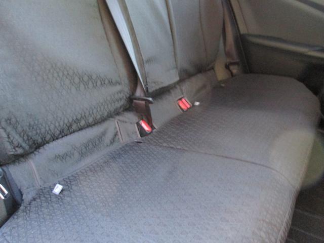 プリウス Ａ　＜後期型＞　純正ナビ　ＴＶ　Ｂｌｕｅｔｏｏｔｈ　地デジフルセグ　バックカメラ　ブラインドスポットモニター　ヘッドアップディスプレイ　ＥＴＣ　純正ＬＥＤヘッドライト＆フォグ　トヨタセーフティーＰＫＧ（38枚目）