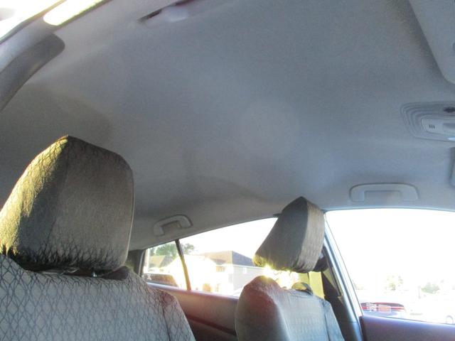 プリウス Ａ　＜後期型＞　純正ナビ　ＴＶ　Ｂｌｕｅｔｏｏｔｈ　地デジフルセグ　バックカメラ　ブラインドスポットモニター　ヘッドアップディスプレイ　ＥＴＣ　純正ＬＥＤヘッドライト＆フォグ　トヨタセーフティーＰＫＧ（40枚目）