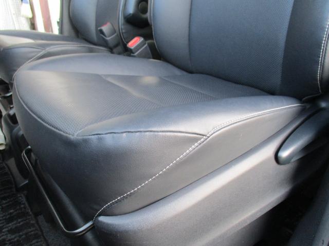 エスクァイア Ｇｉ　＜７人乗り＞　＜両側パワースライドドア＞　社外ナビ　ＴＶ　地デジ　Ｂカメラ　ＥＴＣ　シートヒーター　ハーフレザー　スマートキー　純正ＬＥＤヘッドライト＆フォグ　純正アルミ　ドラレコ　リア修理歴あり（43枚目）