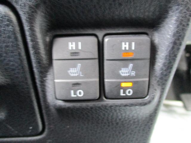 エスクァイア Ｇｉ　＜７人乗り＞　＜両側パワースライドドア＞　社外ナビ　ＴＶ　地デジ　Ｂカメラ　ＥＴＣ　シートヒーター　ハーフレザー　スマートキー　純正ＬＥＤヘッドライト＆フォグ　純正アルミ　ドラレコ　リア修理歴あり（62枚目）