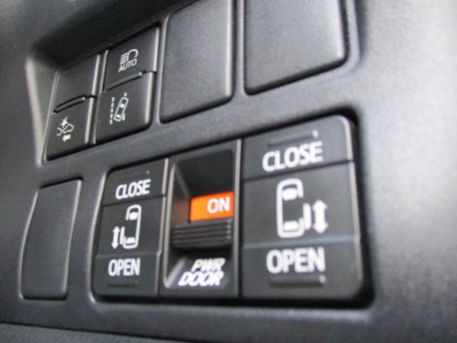 エスクァイア Ｇｉ　＜７人乗り＞　＜両側パワースライドドア＞　社外ナビ　ＴＶ　地デジ　Ｂカメラ　ＥＴＣ　シートヒーター　ハーフレザー　スマートキー　純正ＬＥＤヘッドライト＆フォグ　純正アルミ　ドラレコ　リア修理歴あり（64枚目）