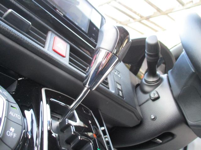 エスクァイア Ｇｉ　＜７人乗り＞　＜両側パワースライドドア＞　社外ナビ　ＴＶ　地デジ　Ｂカメラ　ＥＴＣ　シートヒーター　ハーフレザー　スマートキー　純正ＬＥＤヘッドライト＆フォグ　純正アルミ　ドラレコ　リア修理歴あり（65枚目）