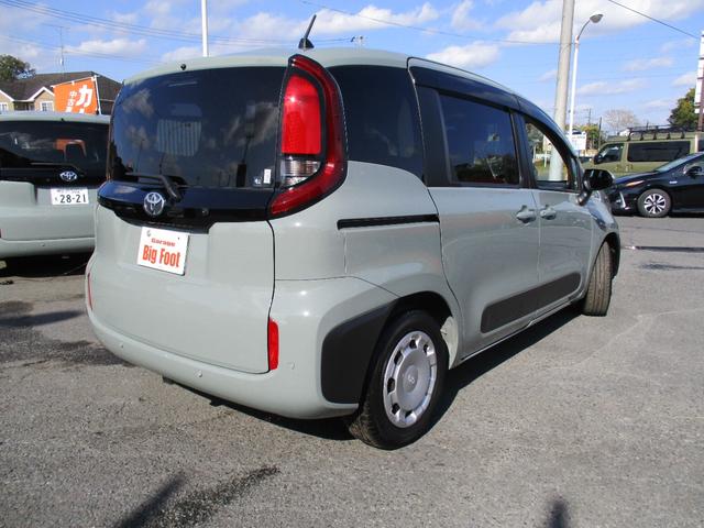 シエンタ Ｇ　＜両側電動スライドドア＞　純正ディスプレイオーディオ　コネクティッドナビ　フルセグ　Ｂカメラ　ＥＴＣ２．０　前後ドライブレコーダー　ＬＥＤヘッドライト　衝突被害軽減ブレーキ　ブラインドスポットモニター（8枚目）