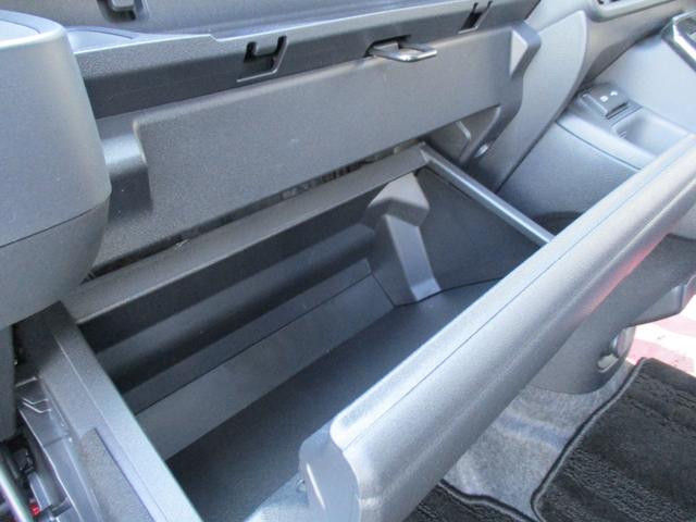 シエンタ Ｇ　＜両側電動スライドドア＞　純正ディスプレイオーディオ　コネクティッドナビ　フルセグ　Ｂカメラ　ＥＴＣ２．０　前後ドライブレコーダー　ＬＥＤヘッドライト　衝突被害軽減ブレーキ　ブラインドスポットモニター（56枚目）