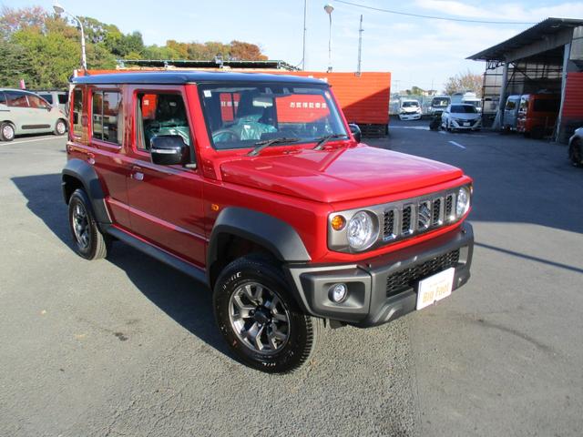 ジムニーノマド FC <登録済未使用車> <4WD> <5ドア> 純正LEDヘッドライト&フォグランプ 純正15インチアルミホイール 電動格納ドアミラー シートヒーター&ミラーヒーター オートライト オーディオレス(2枚目)