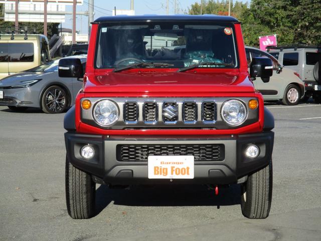 ジムニーノマド FC <登録済未使用車> <4WD> <5ドア> 純正LEDヘッドライト&フォグランプ 純正15インチアルミホイール 電動格納ドアミラー シートヒーター&ミラーヒーター オートライト オーディオレス(4枚目)