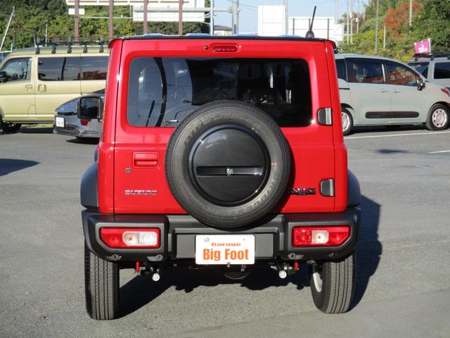 ジムニーノマド FC <登録済未使用車> <4WD> <5ドア> 純正LEDヘッドライト&フォグランプ 純正15インチアルミホイール 電動格納ドアミラー シートヒーター&ミラーヒーター オートライト オーディオレス(11枚目)