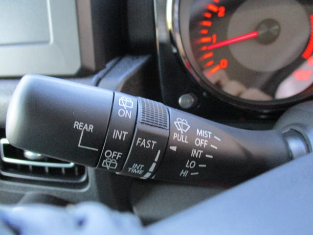 ジムニーノマド FC <登録済未使用車> <4WD> <5ドア> 純正LEDヘッドライト&フォグランプ 純正15インチアルミホイール 電動格納ドアミラー シートヒーター&ミラーヒーター オートライト オーディオレス(27枚目)