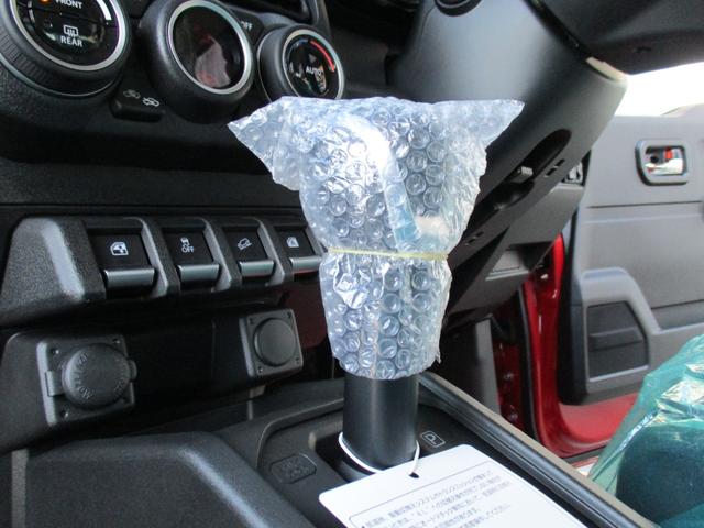 ジムニーノマド FC <登録済未使用車> <4WD> <5ドア> 純正LEDヘッドライト&フォグランプ 純正15インチアルミホイール 電動格納ドアミラー シートヒーター&ミラーヒーター オートライト オーディオレス(50枚目)