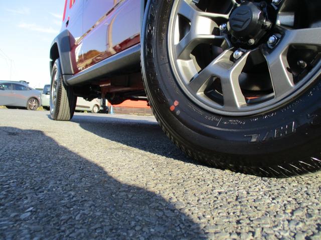 ジムニーノマド FC <登録済未使用車> <4WD> <5ドア> 純正LEDヘッドライト&フォグランプ 純正15インチアルミホイール 電動格納ドアミラー シートヒーター&ミラーヒーター オートライト オーディオレス(71枚目)