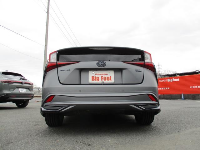 プリウス Ａプレミアム　ツーリングセレクション　＜モデリスタエアロ＞　＜マッドグレー＞　＜アルパイン　ＢＩＧＸ１１型＞　本革　ＢＳＭ　ＨＵＤ　ＬＤＫ　地デジ　フルセグ　Ｂｌｕｅｔｏｏｔｈ　ＥＴＣ　レーダークルーズ　クリソナ　Ｐシート　セーフティー（14枚目）