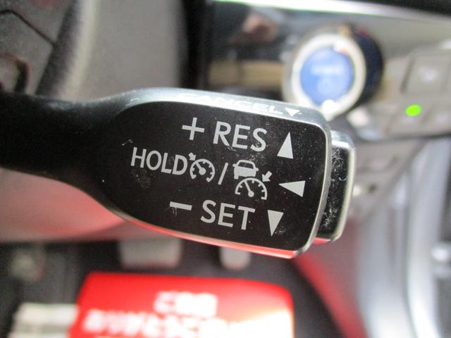 プリウス Ａプレミアム　ツーリングセレクション　＜モデリスタエアロ＞　＜マッドグレー＞　＜アルパイン　ＢＩＧＸ１１型＞　本革　ＢＳＭ　ＨＵＤ　ＬＤＫ　地デジ　フルセグ　Ｂｌｕｅｔｏｏｔｈ　ＥＴＣ　レーダークルーズ　クリソナ　Ｐシート　セーフティー（39枚目）