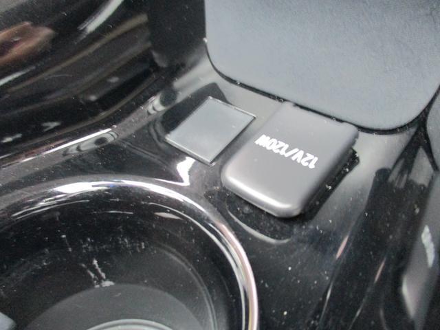 プリウス Ａプレミアム　ツーリングセレクション　＜モデリスタエアロ＞　＜マッドグレー＞　＜アルパイン　ＢＩＧＸ１１型＞　本革　ＢＳＭ　ＨＵＤ　ＬＤＫ　地デジ　フルセグ　Ｂｌｕｅｔｏｏｔｈ　ＥＴＣ　レーダークルーズ　クリソナ　Ｐシート　セーフティー（62枚目）