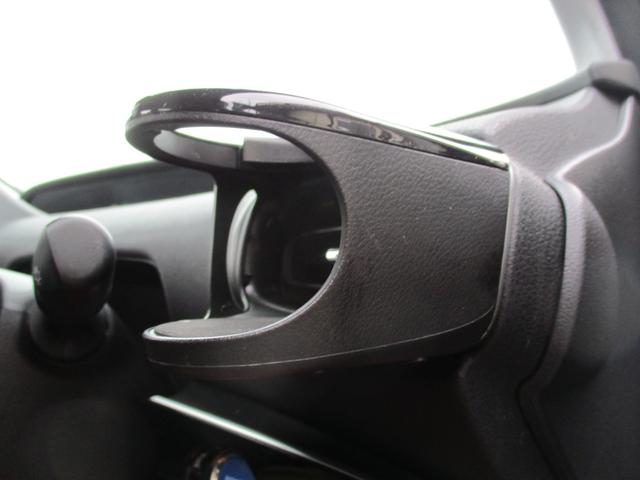 プリウス Ａプレミアム　ツーリングセレクション　＜モデリスタエアロ＞　＜マッドグレー＞　＜アルパイン　ＢＩＧＸ１１型＞　本革　ＢＳＭ　ＨＵＤ　ＬＤＫ　地デジ　フルセグ　Ｂｌｕｅｔｏｏｔｈ　ＥＴＣ　レーダークルーズ　クリソナ　Ｐシート　セーフティー（64枚目）