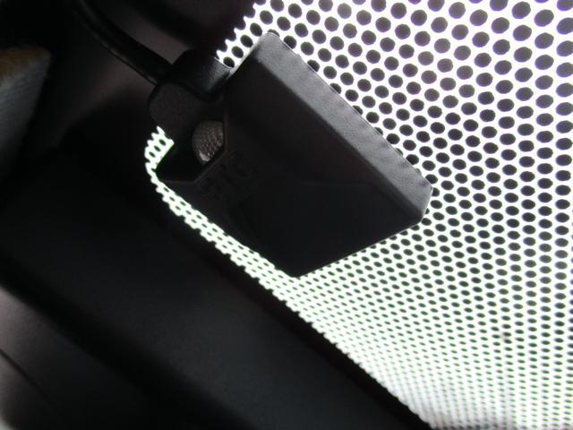 プリウス Ａプレミアム　ツーリングセレクション　＜モデリスタエアロ＞　＜マッドグレー＞　＜アルパイン　ＢＩＧＸ１１型＞　本革　ＢＳＭ　ＨＵＤ　ＬＤＫ　地デジ　フルセグ　Ｂｌｕｅｔｏｏｔｈ　ＥＴＣ　レーダークルーズ　クリソナ　Ｐシート　セーフティー（72枚目）