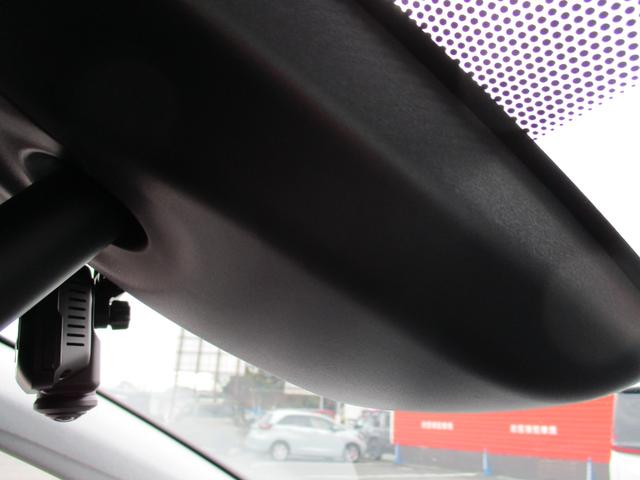 プリウス Ａプレミアム　ツーリングセレクション　＜モデリスタエアロ＞　＜マッドグレー＞　＜アルパイン　ＢＩＧＸ１１型＞　本革　ＢＳＭ　ＨＵＤ　ＬＤＫ　地デジ　フルセグ　Ｂｌｕｅｔｏｏｔｈ　ＥＴＣ　レーダークルーズ　クリソナ　Ｐシート　セーフティー（75枚目）