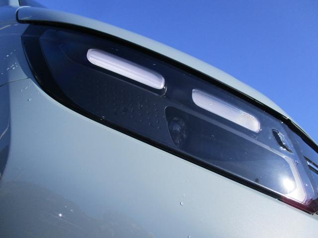 フリード エアー　ＥＸ　＜６人乗り＞　＜純正９インチナビＴＶ＞地デジ　フルセグ　ＥＴＣ　Ｂｌｕｅｔｏｏｔｈ　Ｂカメラ　＜両側パワースライドドア＞　純正アルミ　ハーフレザーシート　スマートキー　Ｈセンシング　純正ＬＥＤライト（22枚目）