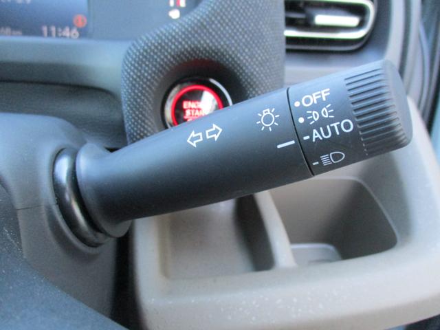 フリード エアー　ＥＸ　＜６人乗り＞　＜純正９インチナビＴＶ＞地デジ　フルセグ　ＥＴＣ　Ｂｌｕｅｔｏｏｔｈ　Ｂカメラ　＜両側パワースライドドア＞　純正アルミ　ハーフレザーシート　スマートキー　Ｈセンシング　純正ＬＥＤライト（27枚目）