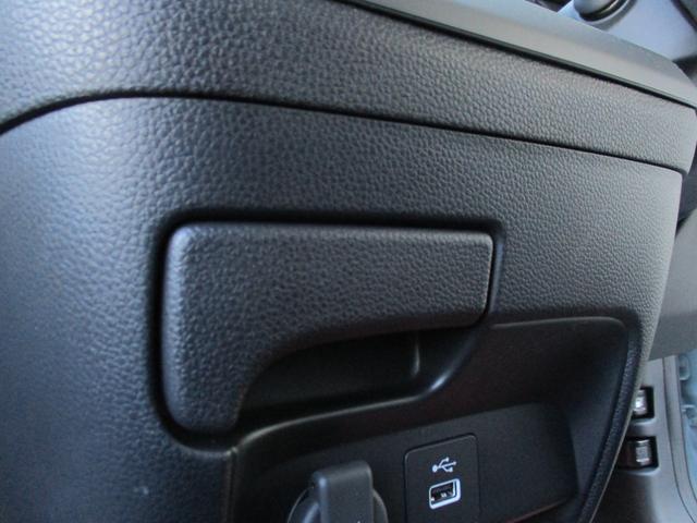 フリード エアー　ＥＸ　＜６人乗り＞　＜純正９インチナビＴＶ＞地デジ　フルセグ　ＥＴＣ　Ｂｌｕｅｔｏｏｔｈ　Ｂカメラ　＜両側パワースライドドア＞　純正アルミ　ハーフレザーシート　スマートキー　Ｈセンシング　純正ＬＥＤライト（58枚目）