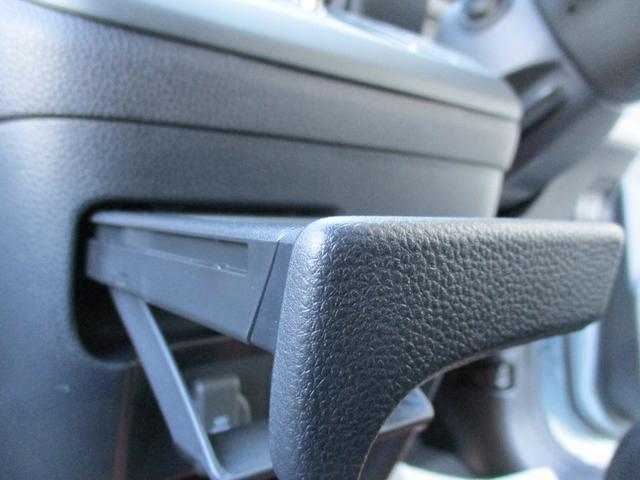 フリード エアー　ＥＸ　＜６人乗り＞　＜純正９インチナビＴＶ＞地デジ　フルセグ　ＥＴＣ　Ｂｌｕｅｔｏｏｔｈ　Ｂカメラ　＜両側パワースライドドア＞　純正アルミ　ハーフレザーシート　スマートキー　Ｈセンシング　純正ＬＥＤライト（60枚目）