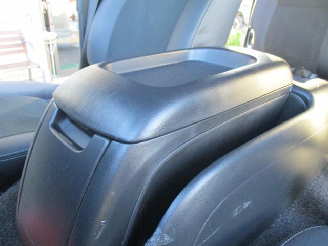 ハイエースバン スーパーＧＬ　ダークプライムＩＩ　＜ディーゼルターボ＞　＜両側パワースライドドア＞　＜９インチディスプレイオーディオ＞　ブラインドビューカメラ　前後ドラレコ　スマートキー　純正ＬＥＤヘッドライト　ハーフレザーシート　トヨタセーフティー（40枚目）