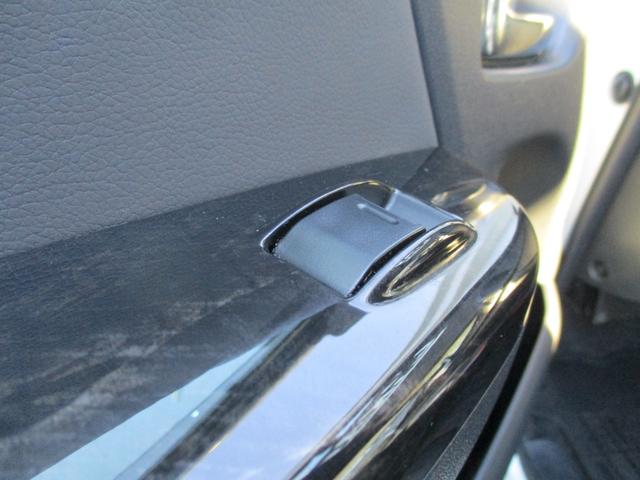 ハイエースバン スーパーＧＬ　ダークプライムＩＩ　＜ディーゼルターボ＞　＜両側パワースライドドア＞　＜９インチディスプレイオーディオ＞　ブラインドビューカメラ　前後ドラレコ　スマートキー　純正ＬＥＤヘッドライト　ハーフレザーシート　トヨタセーフティー（52枚目）