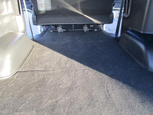 ハイエースバン スーパーＧＬ　ダークプライムＩＩ　＜ディーゼルターボ＞　＜両側パワースライドドア＞　＜９インチディスプレイオーディオ＞　ブラインドビューカメラ　前後ドラレコ　スマートキー　純正ＬＥＤヘッドライト　ハーフレザーシート　トヨタセーフティー（68枚目）