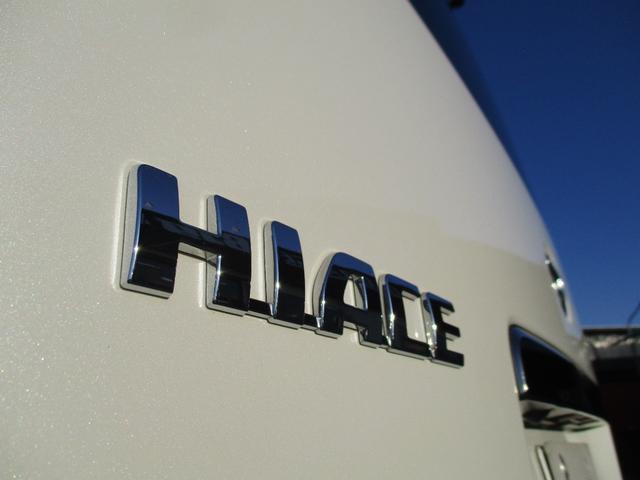 ハイエースバン スーパーＧＬ　ダークプライムＩＩ　＜ディーゼルターボ＞　＜両側パワースライドドア＞　＜９インチディスプレイオーディオ＞　ブラインドビューカメラ　前後ドラレコ　スマートキー　純正ＬＥＤヘッドライト　ハーフレザーシート　トヨタセーフティー（72枚目）