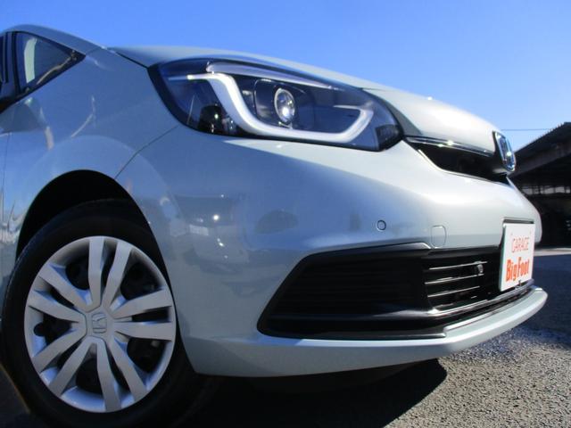 フィット e:HEVホーム (純正ナビTV) バックカメラ シートヒーター 純正LEDヘッドライト 前後ドラレコ スマートキー ETC 電子パーキングブレーキ クルーズコントロール ホンダセンシング 安全装置 リア修理歴有(11枚目)