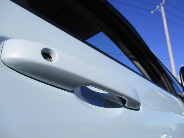 フィット e:HEVホーム (純正ナビTV) バックカメラ シートヒーター 純正LEDヘッドライト 前後ドラレコ スマートキー ETC 電子パーキングブレーキ クルーズコントロール ホンダセンシング 安全装置 リア修理歴有(35枚目)