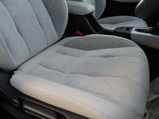 フィット e:HEVホーム (純正ナビTV) バックカメラ シートヒーター 純正LEDヘッドライト 前後ドラレコ スマートキー ETC 電子パーキングブレーキ クルーズコントロール ホンダセンシング 安全装置 リア修理歴有(53枚目)