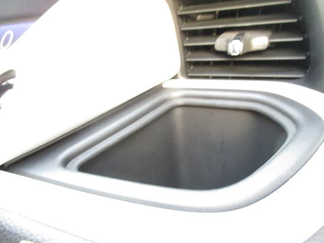 フィット e:HEVホーム (純正ナビTV) バックカメラ シートヒーター 純正LEDヘッドライト 前後ドラレコ スマートキー ETC 電子パーキングブレーキ クルーズコントロール ホンダセンシング 安全装置 リア修理歴有(74枚目)