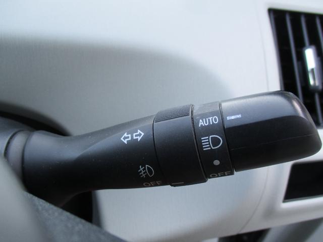 プリウスアルファ S <純正ナビTV> <新品18アルミ&タイヤ> 地デジ フルセグ Bカメラ ETC ドライブレコーダー Bluetooth スマートキー Pスタート LEDヘッドライト&フォグランプ チチルトシート(35枚目)