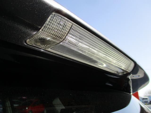 プリウスアルファ S <純正ナビTV> <新品18アルミ&タイヤ> 地デジ フルセグ Bカメラ ETC ドライブレコーダー Bluetooth スマートキー Pスタート LEDヘッドライト&フォグランプ チチルトシート(69枚目)