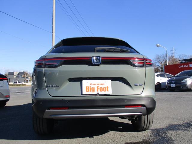 ヴェゼル e:HEV X (純正ナビ) ワンオーナーBカメラ ETC 純正アルミ パドルシフト パーキングセンサー プッシュスタート 電子ブレーキ 純正LEDヘッドライト オートマチックハイビーム ホンダセンシング 安全装置(9枚目)